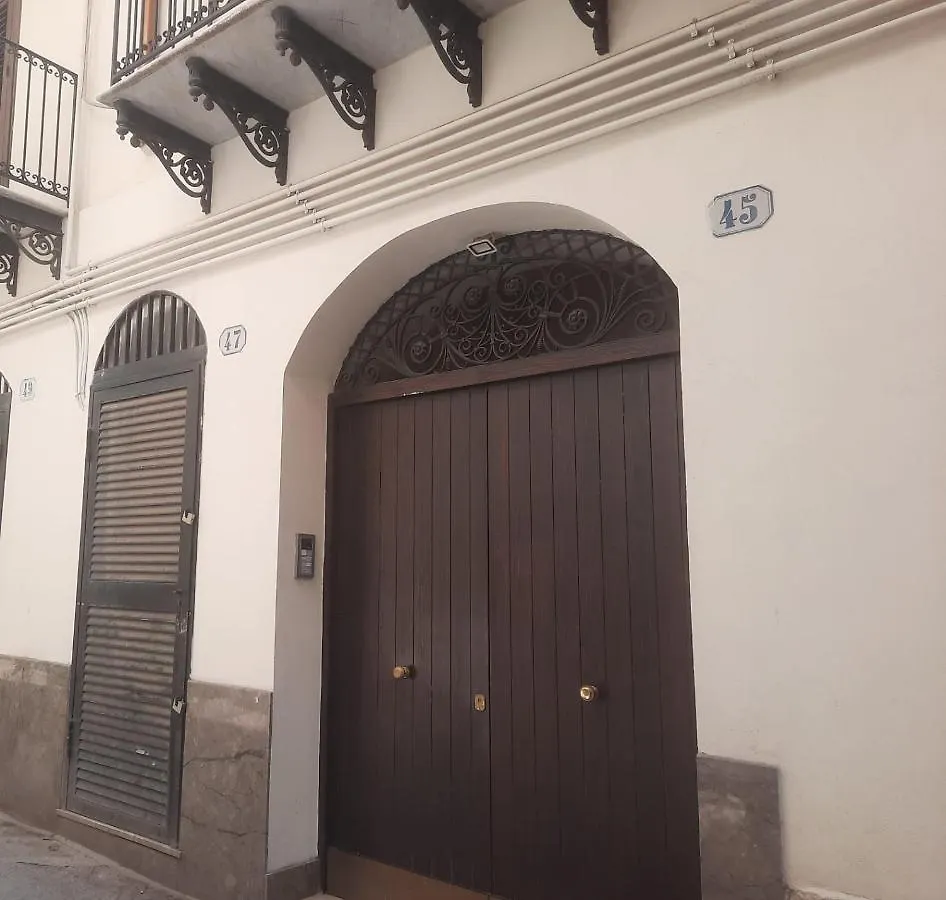 Appartamento Peri Peri House - Palermo Centro Italia