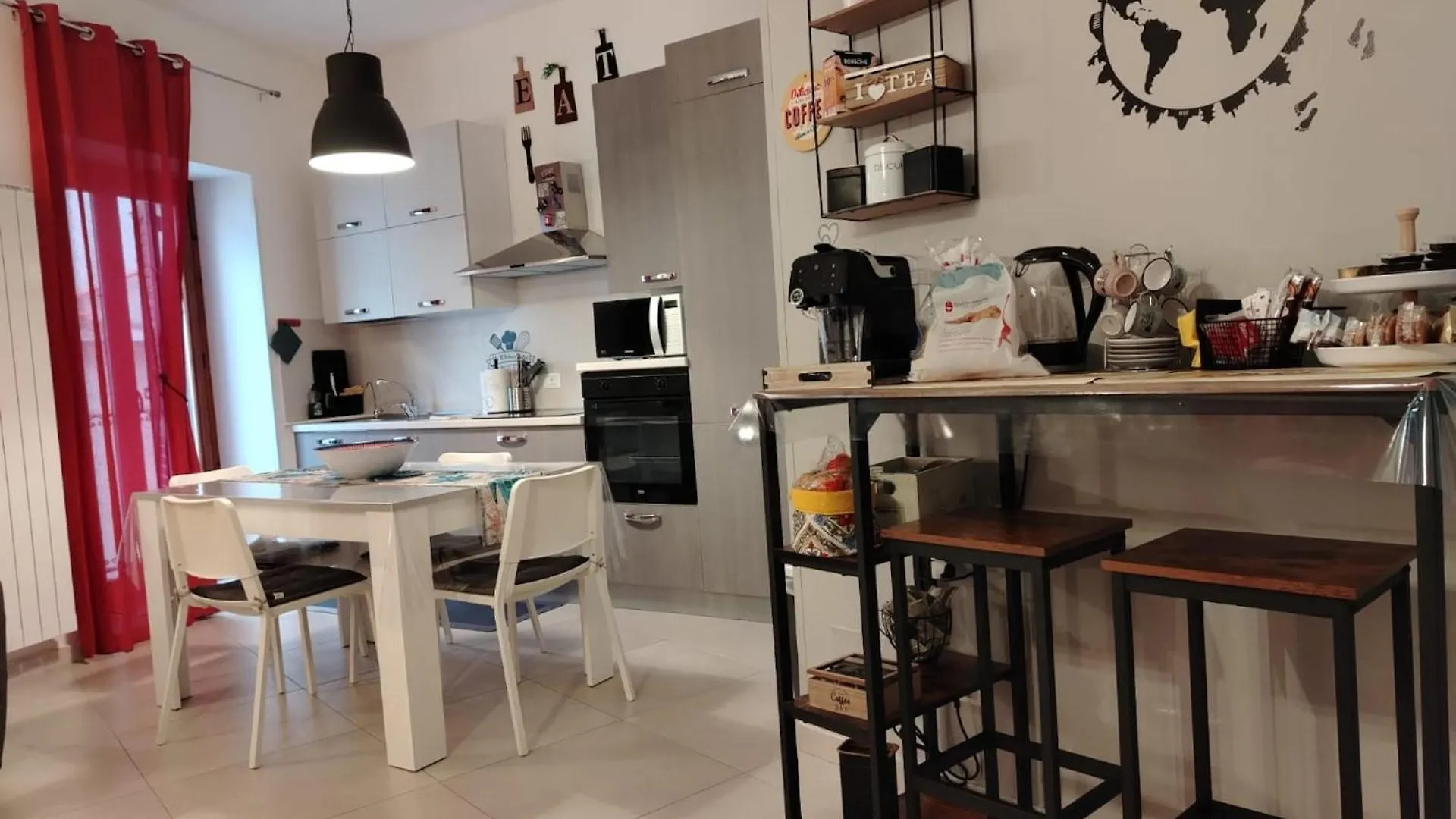 Appartamento Peri Peri House - Palermo Centro 0*,  Italia